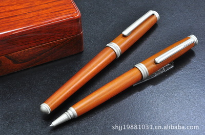 【加工花梨木制圓珠筆 高檔木制筆 旋動(dòng)式 暢銷產(chǎn)品】?jī)r(jià)格,廠家,圖片,辦公文教用品加工,上海津津文教用品-